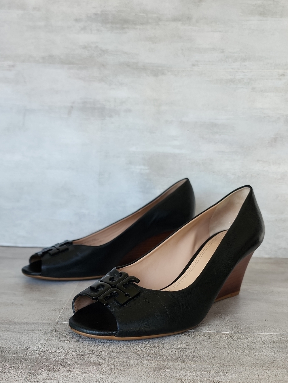 Tory Burch Black Lowell Peep Toe Wedge Pump Size 7.5